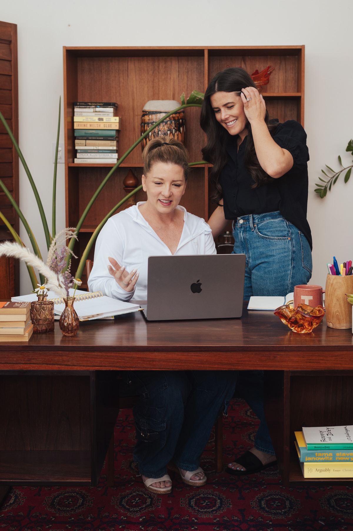 Heather Korol & Taylor Scully McGuckin, co-owners of Master Your Message, MYM, websites for therapists, coaches, psychologists, psychotherapists, group practices
